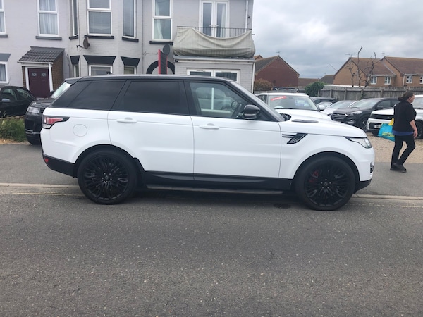 Used Land Rover Range Rover Sport 2015 for sale - 74841791: Photo 5