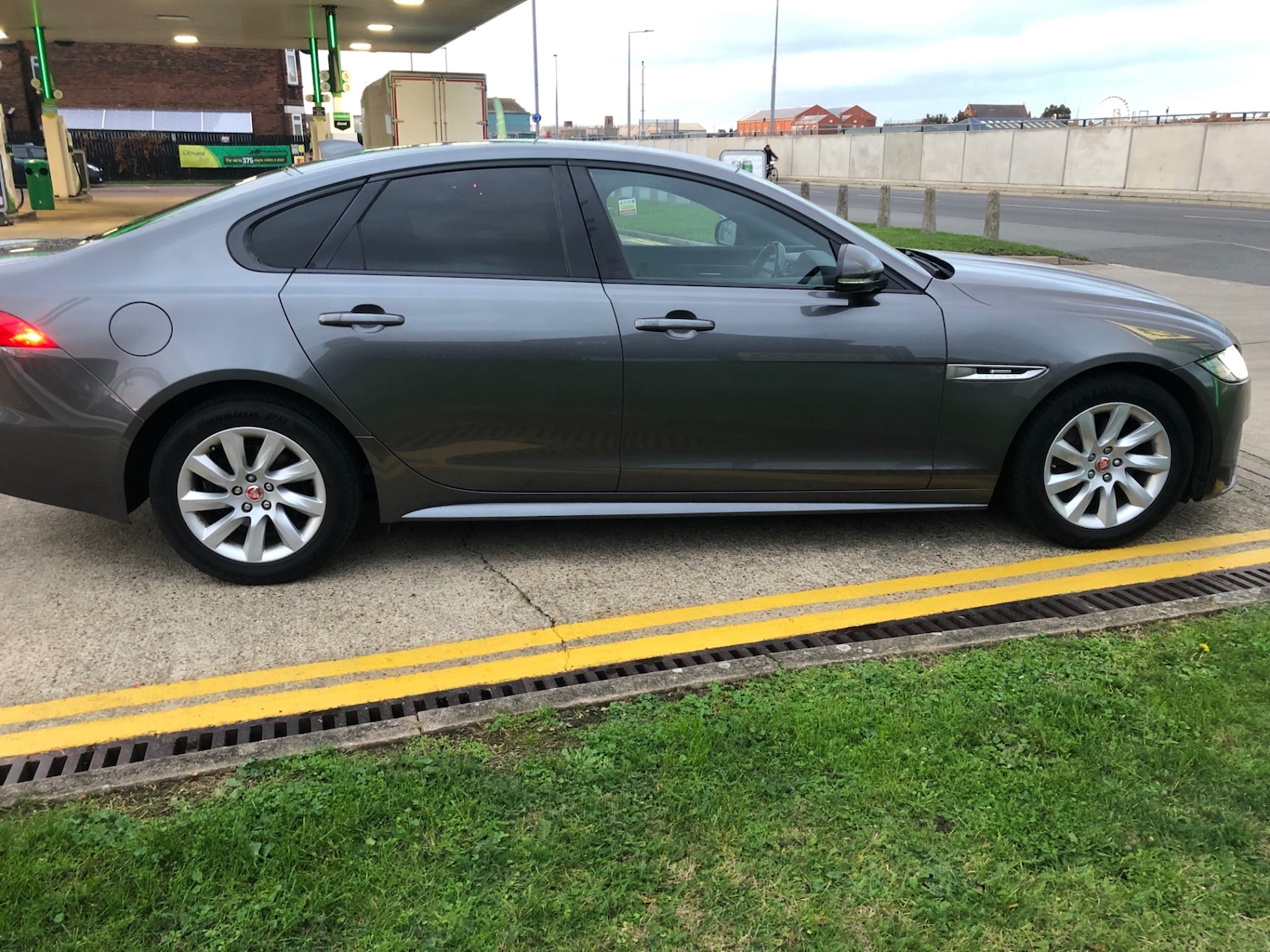 Used Jaguar XF 2018 for sale - 78077934: Photo 11
