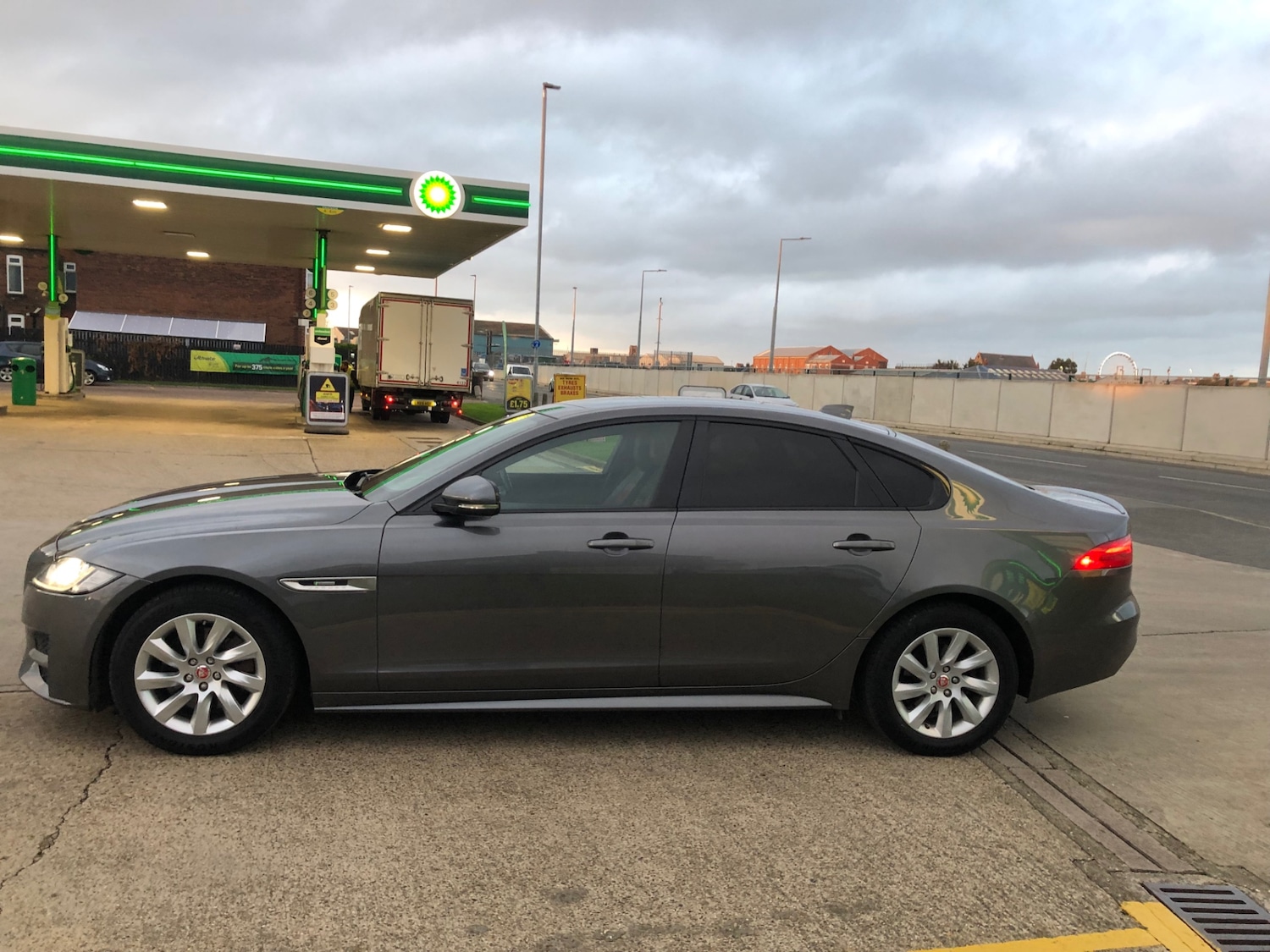 Used Jaguar XF 2018 for sale - 78077934: Photo 8