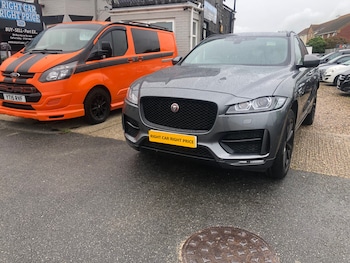 Used Jaguar F-Pace 2018 for sale - 78871133: Photo