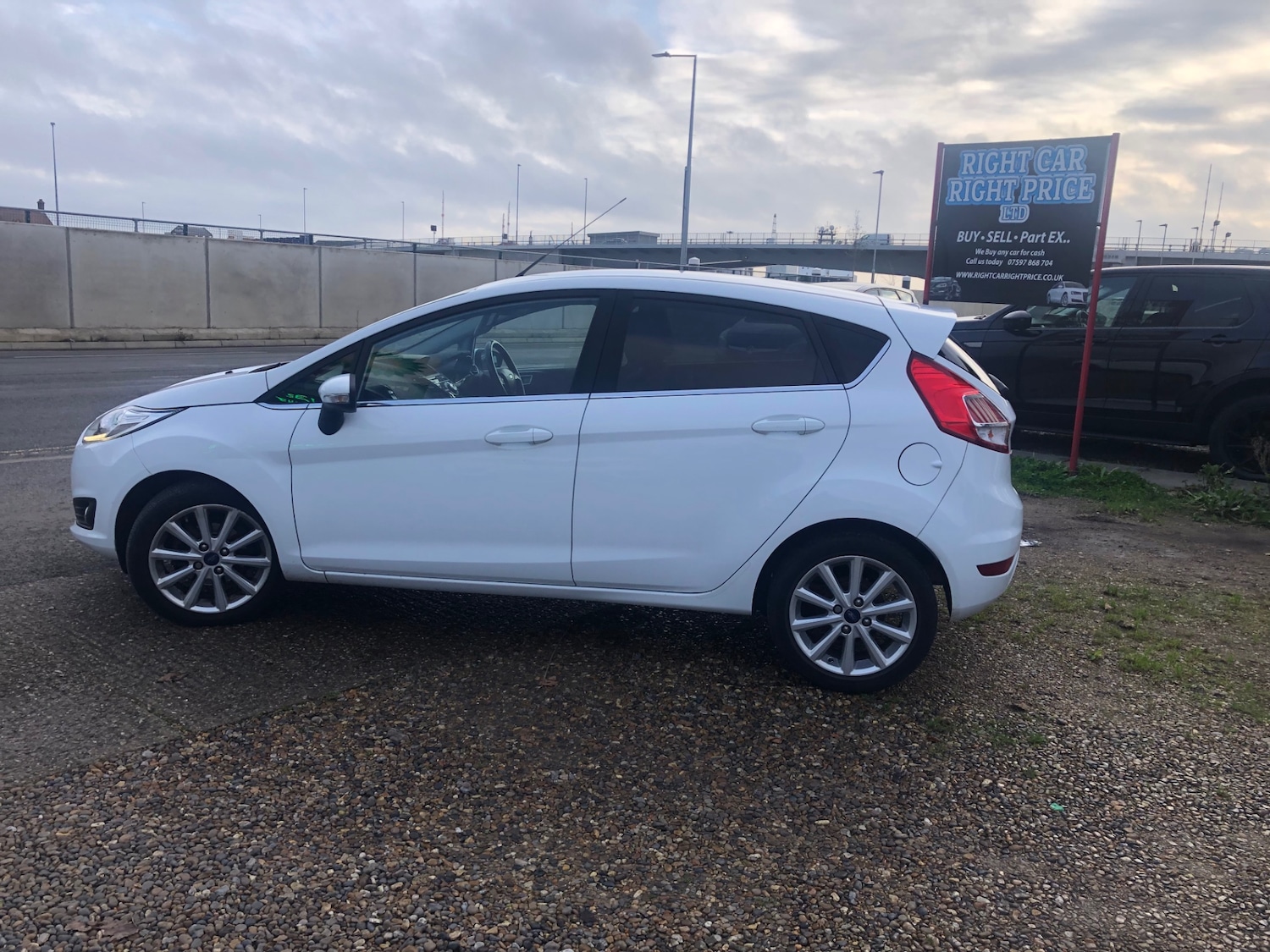 Used Ford Fiesta 2017 for sale - 76922052: Photo 13