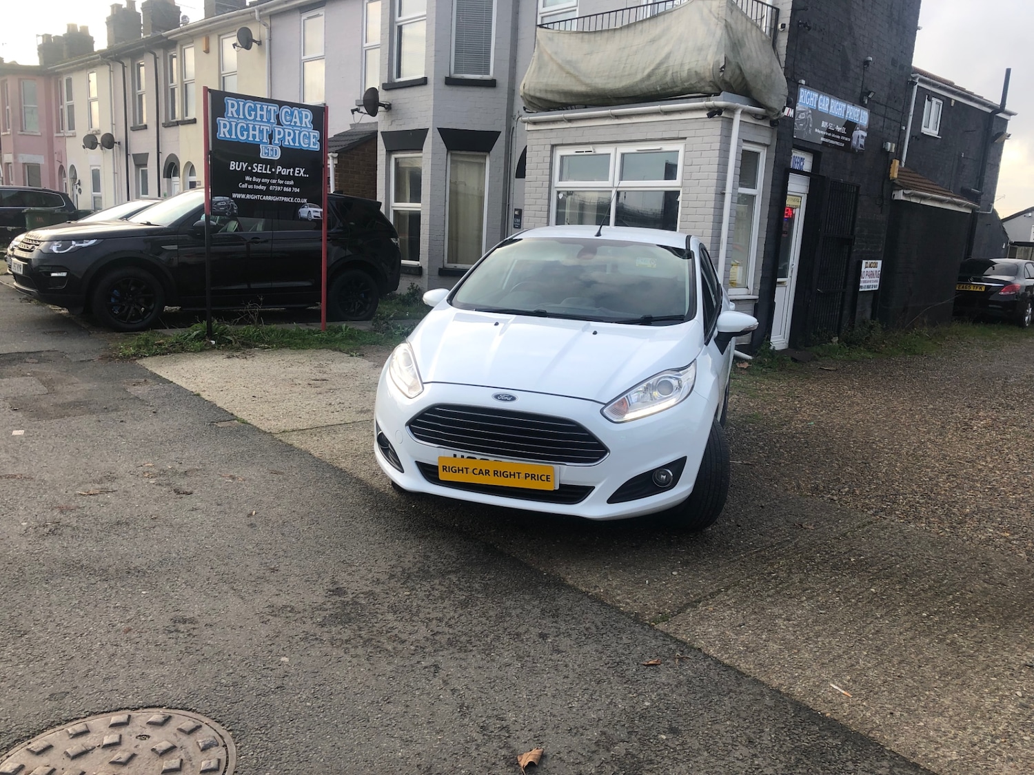 Used Ford Fiesta 2017 for sale - 76922052: Photo 14