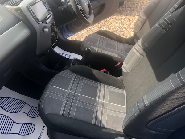 Used Peugeot 108 2016 for sale - 74818746: Photo 23