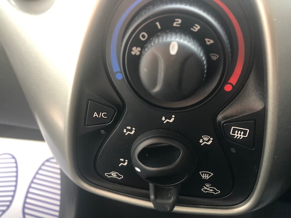 Used Peugeot 108 2016 for sale - 74818746: Photo 26