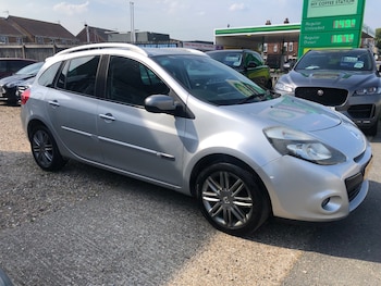 Used Renault Clio 2011 for sale - 79021240: Photo