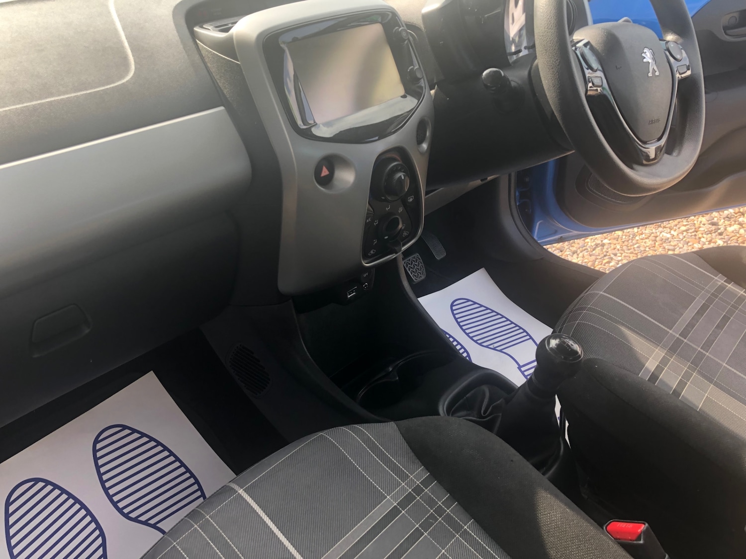 Used Peugeot 108 2016 for sale - 77086512: Photo 23