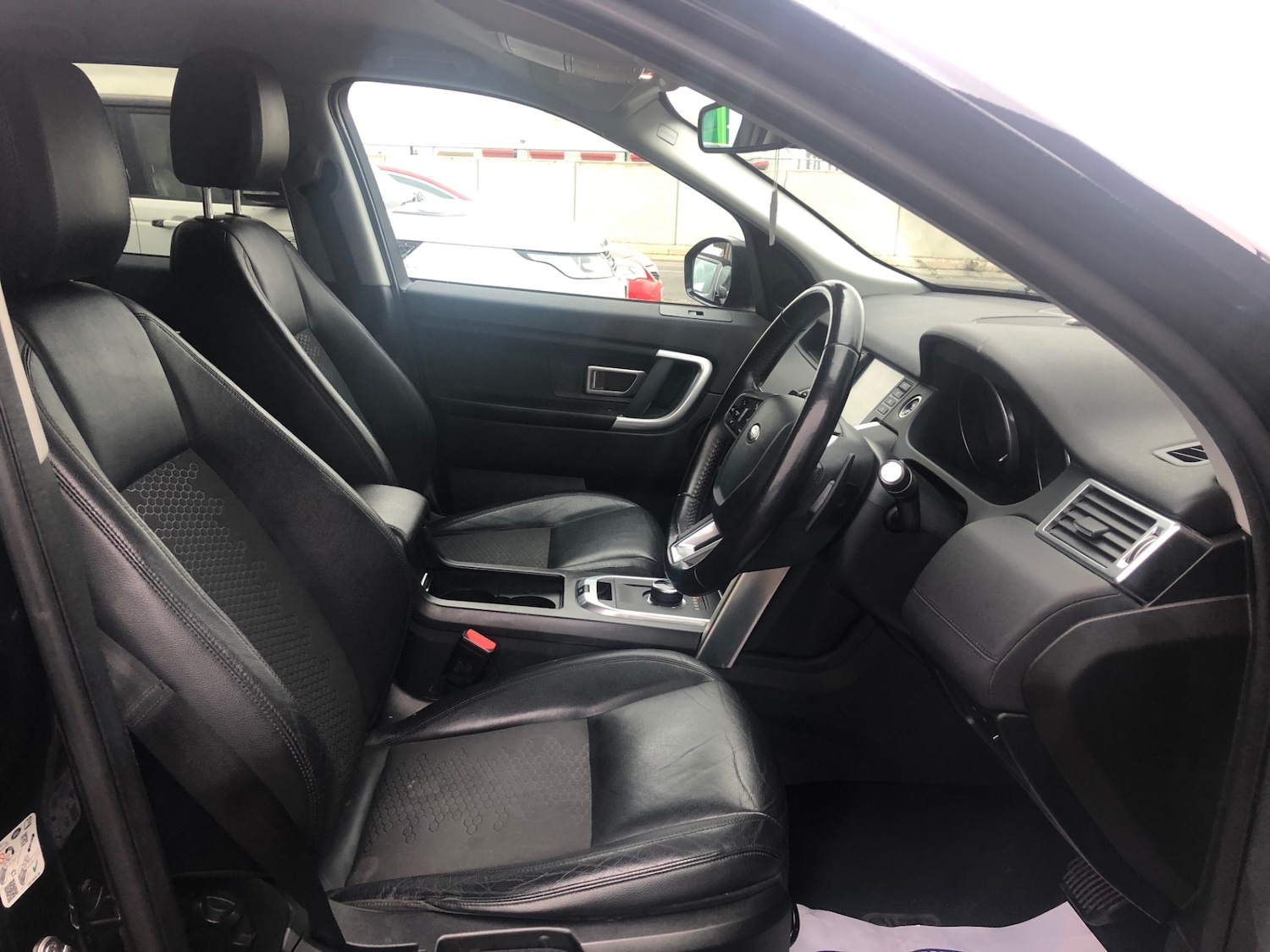 Used Land Rover Discovery Sport 2018 for sale - 76932343: Photo 22