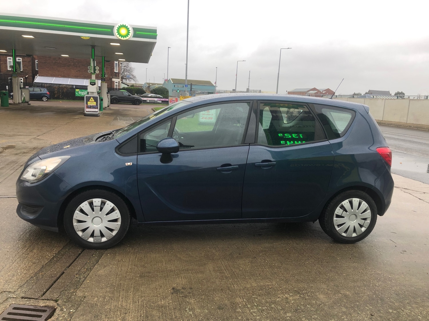 Used Vauxhall Meriva 2015 for sale - 76749045: Photo 9