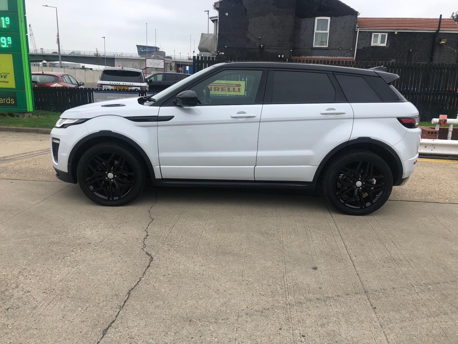 Used Land Rover Range Rover Evoque 2016 for sale - 76252448: Photo 17