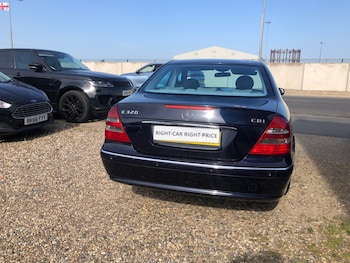 Used Mercedes-Benz E Class 2004 for sale - 78682109: Photo