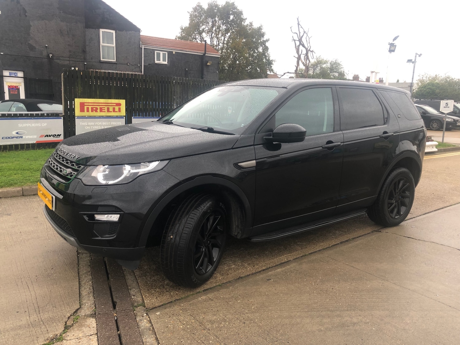 Used Land Rover Discovery Sport 2018 for sale - 76427748: Photo 12