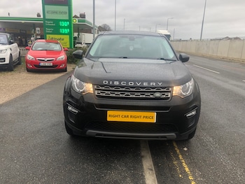 Used Land Rover Discovery Sport 2018 for sale - 76427748: Photo