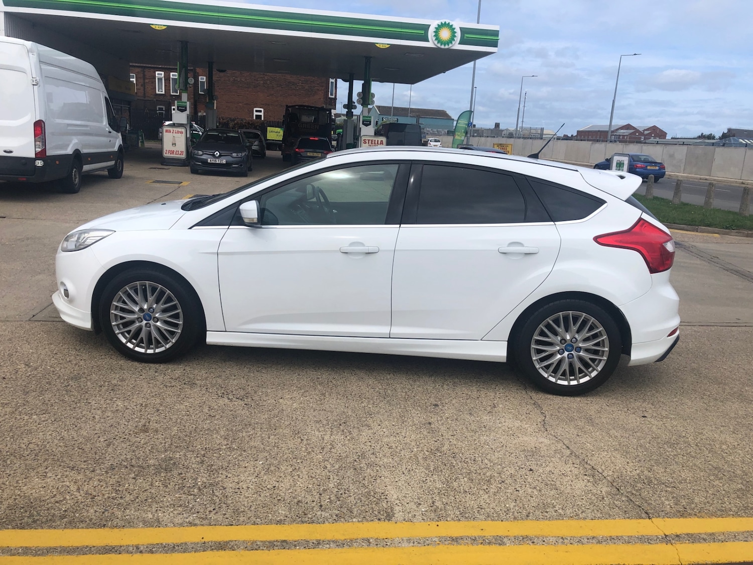 Used Ford Focus 2012 for sale - 76933349: Photo 19