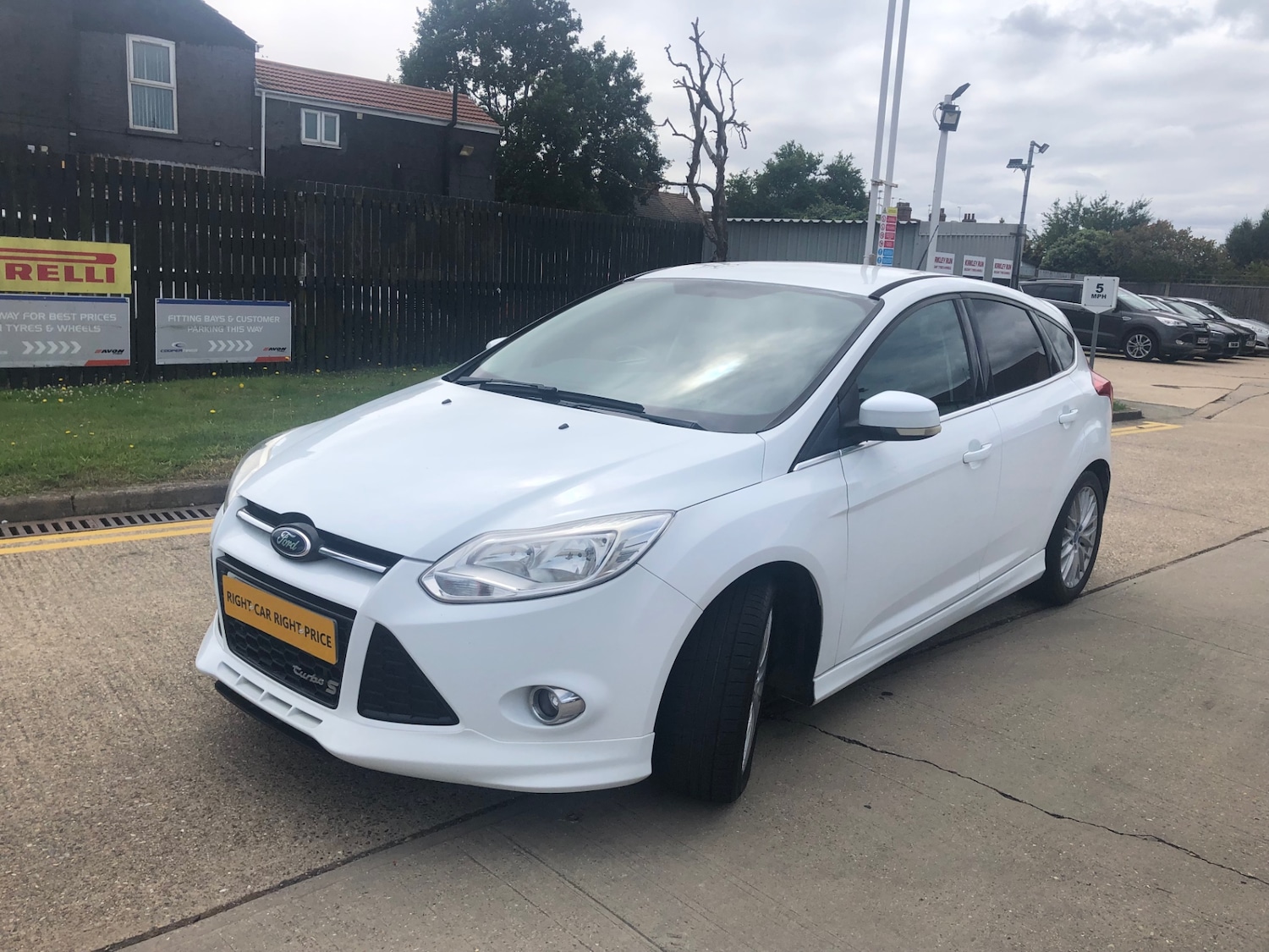 Used Ford Focus 2012 for sale - 76933349: Photo 8