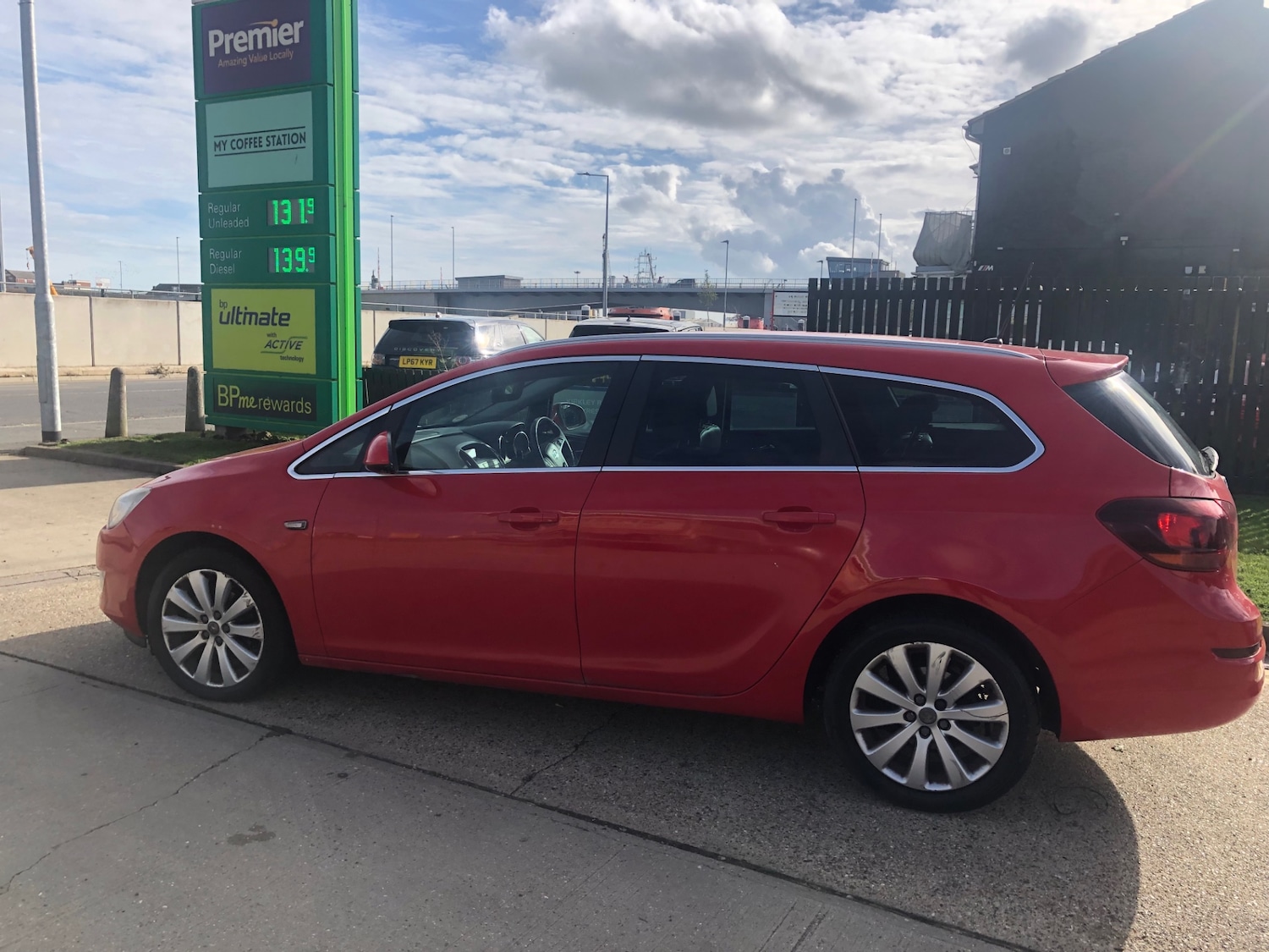 Used Vauxhall Astra 2011 for sale - 76341447: Photo 11