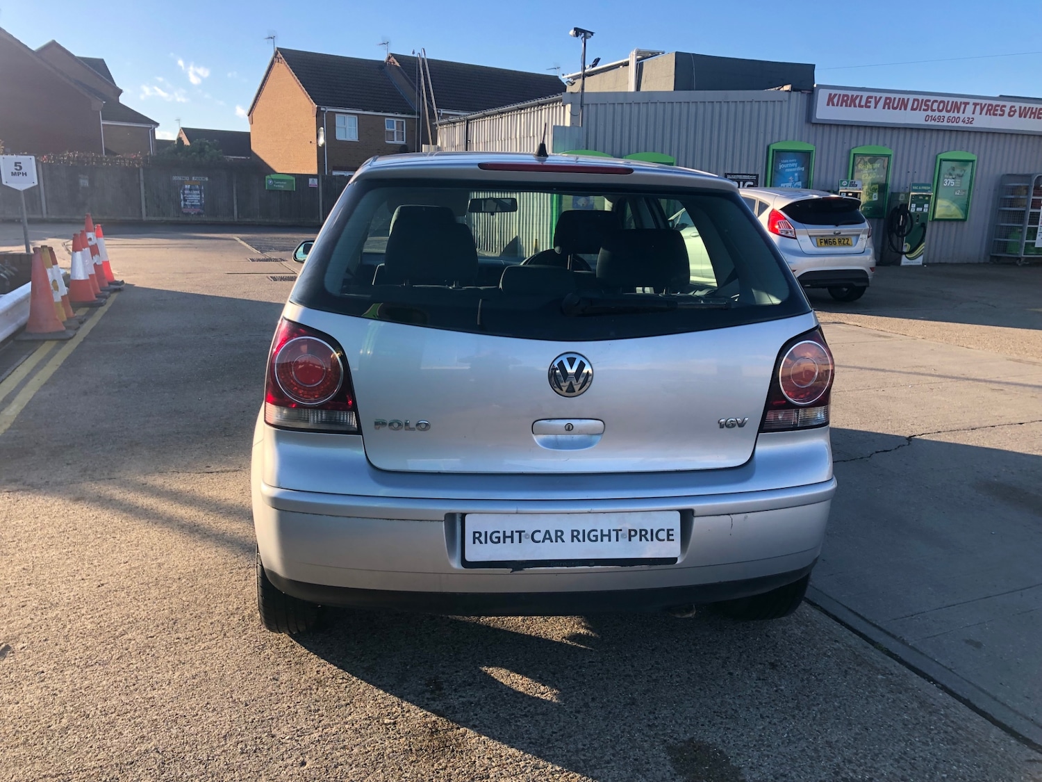 Used Volkswagen Polo 2005 for sale - 76383434: Photo 8