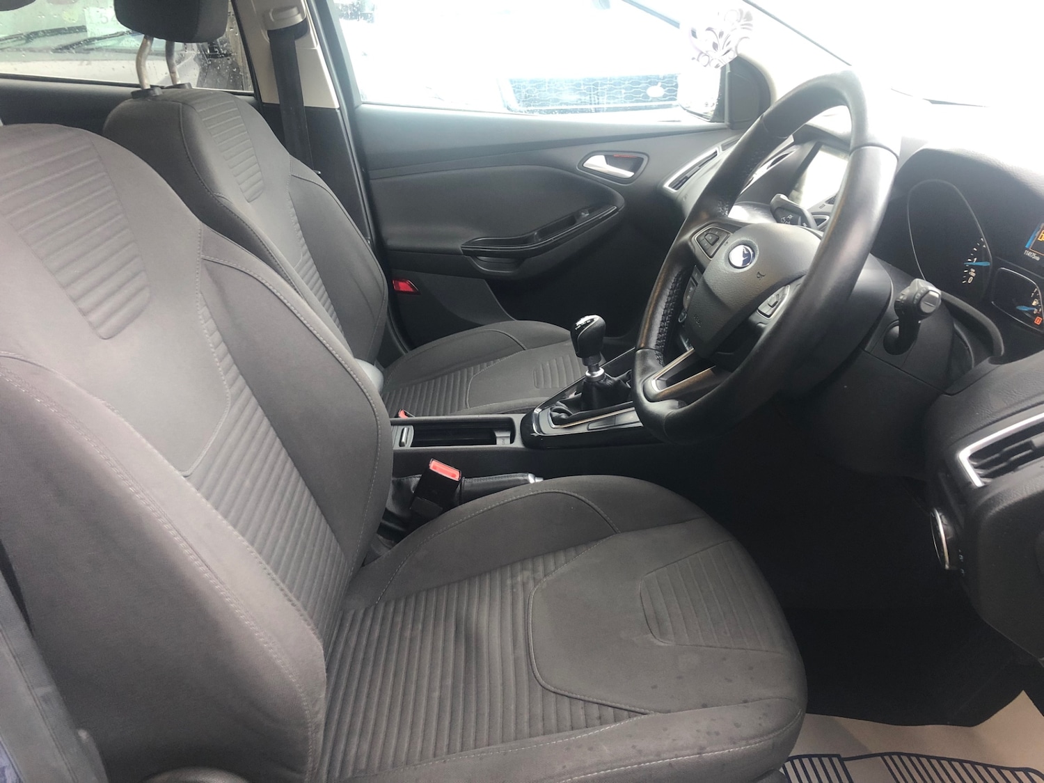 Used Ford Focus 2015 for sale - 76532274: Photo 21
