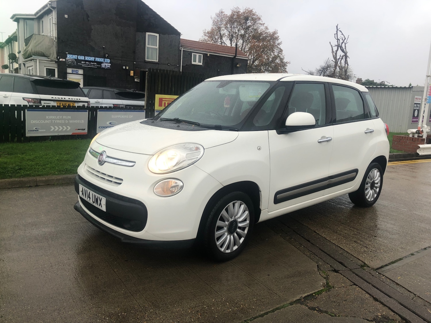 Used Fiat 500L 2014 for sale - 76932354: Photo 14