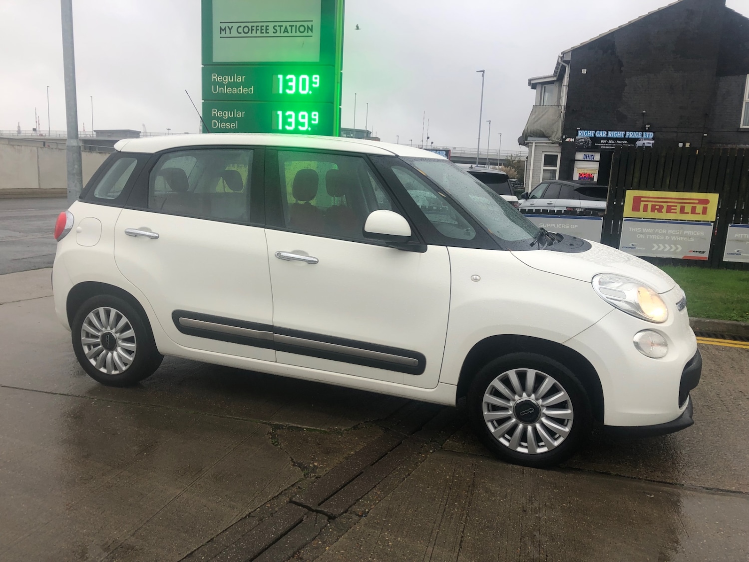 Used Fiat 500L 2014 for sale - 76932354: Photo 5