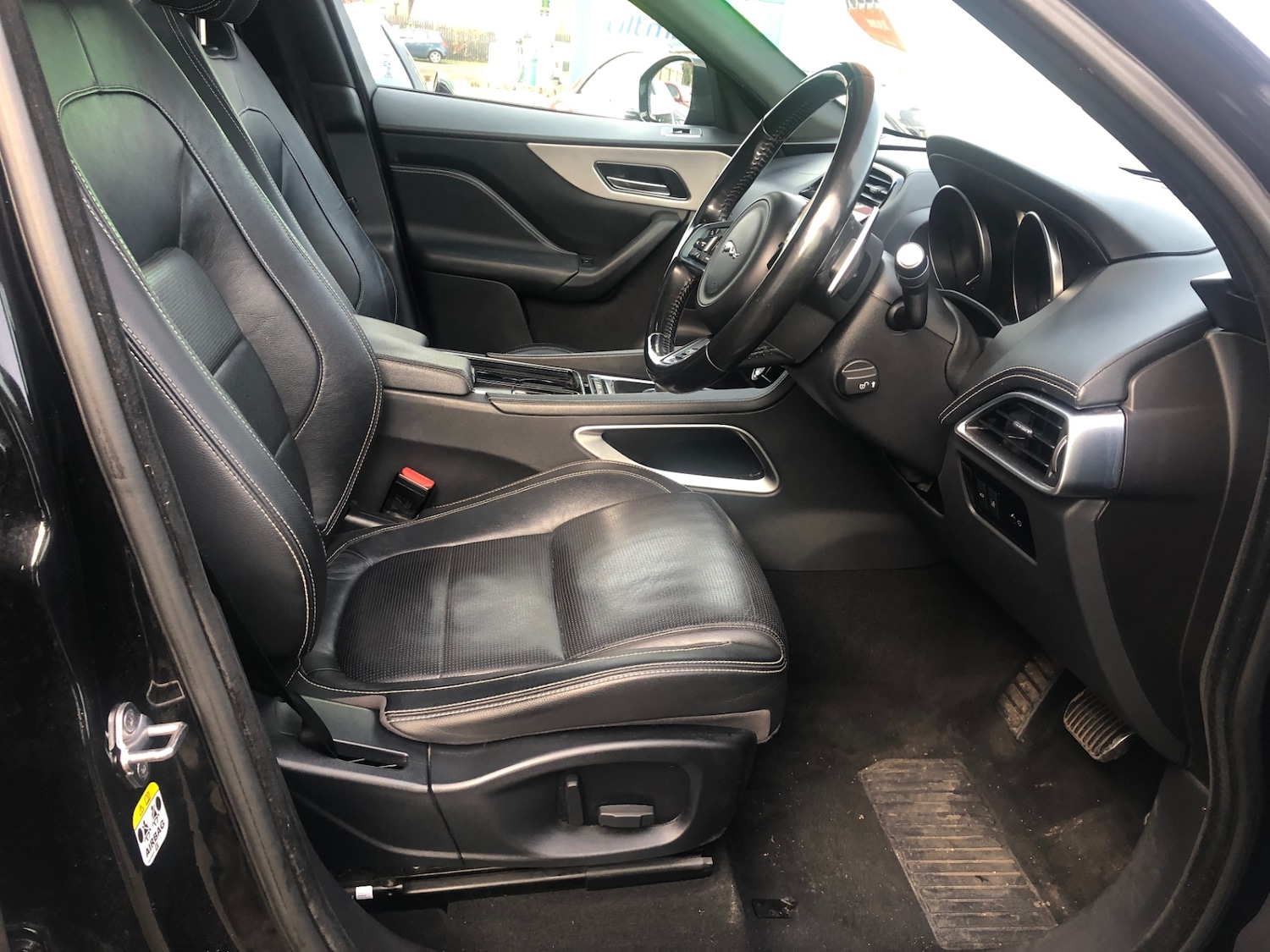 Used Jaguar F-Pace 2018 for sale - 77261222: Photo 18