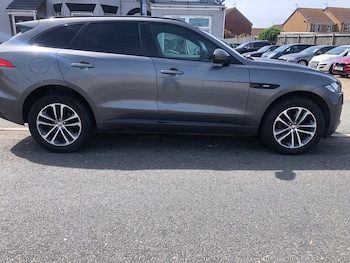 Used Jaguar F-Pace 2018 for sale - 78756524: Photo
