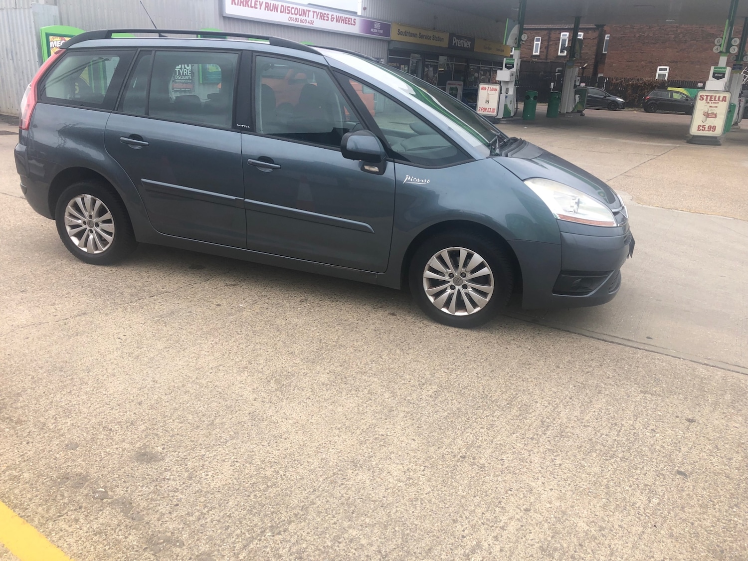 Vehicle 8