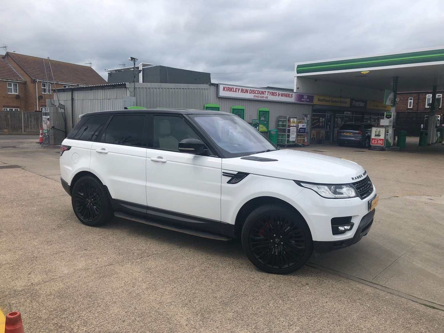 Used Land Rover Range Rover Sport 2015 for sale - 77086567: Photo 11