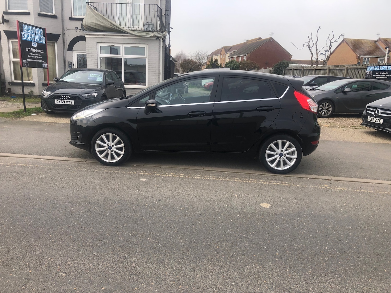 Used Ford Fiesta 2016 for sale - 77775315: Photo 11