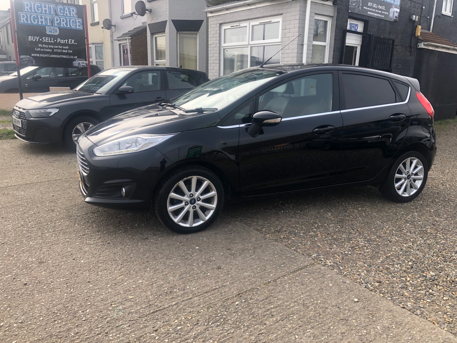 Used Ford Fiesta 2016 for sale - 77775315: Photo 15