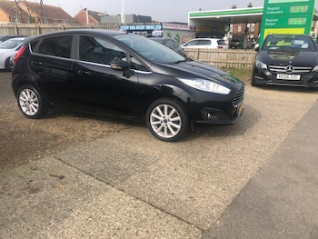 Used Ford Fiesta 2016 for sale - 77775315: Photo