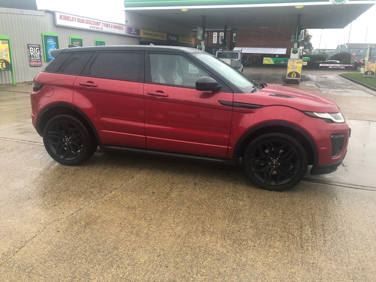 Used Land Rover Range Rover Evoque 2016 for sale - 76161618: Photo 16