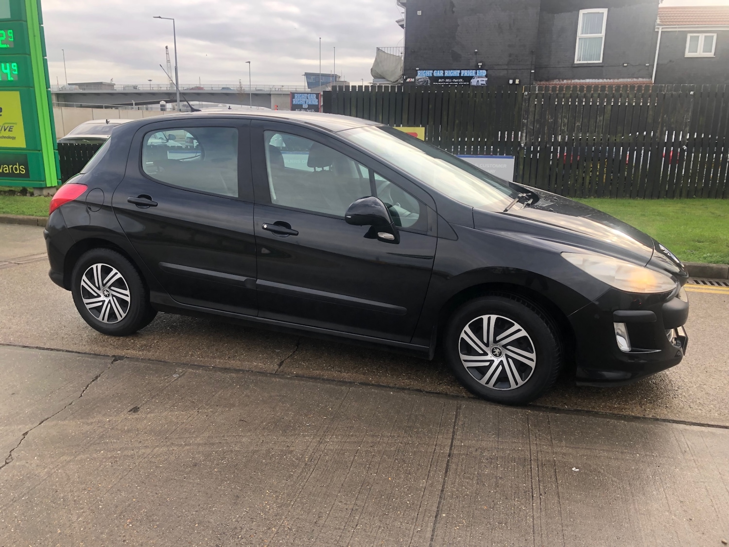 Used Peugeot 308 2009 for sale - 76859883: Photo 14