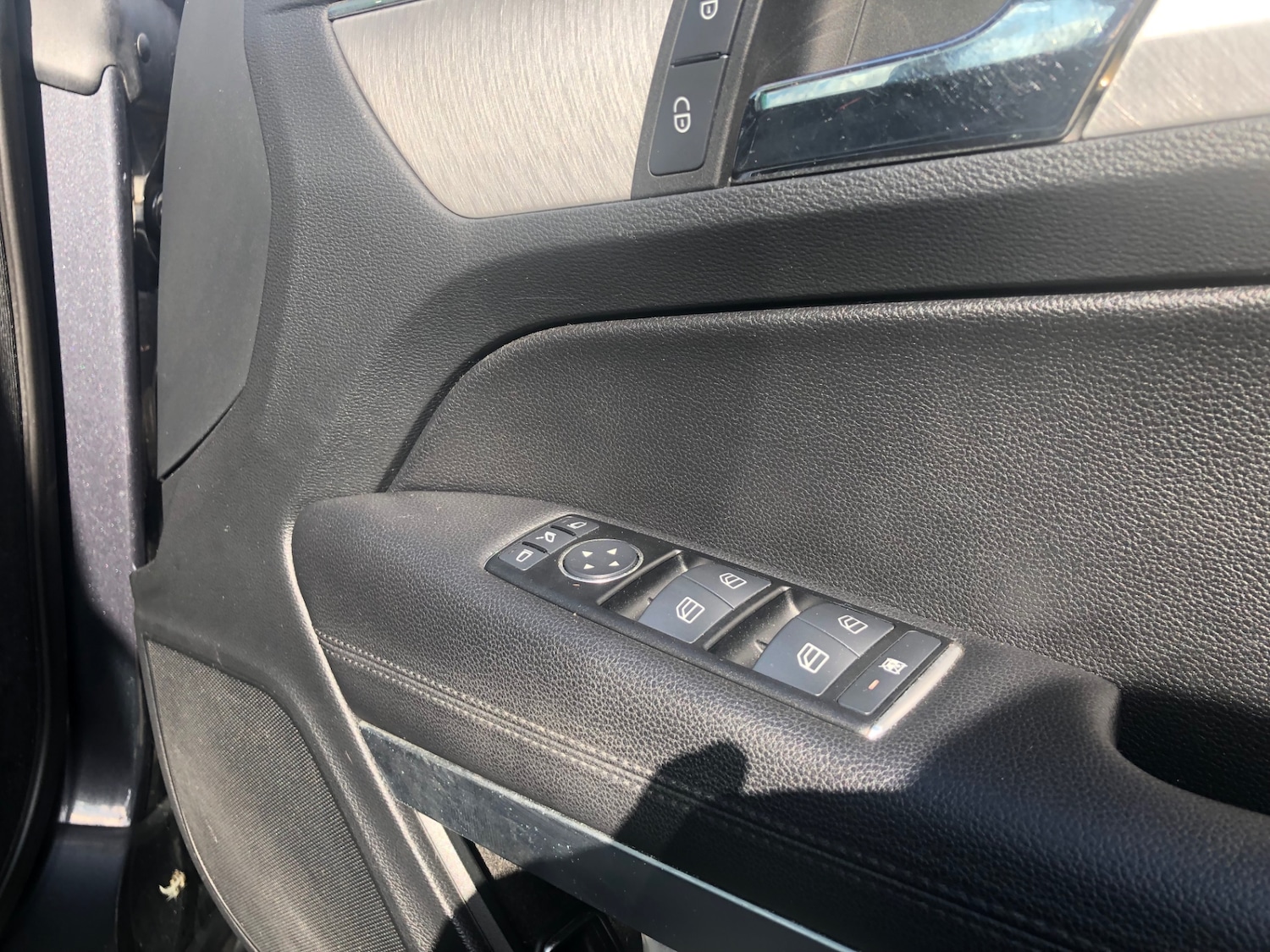 Used Mercedes-Benz E Class 2012 for sale - 76933354: Photo 26