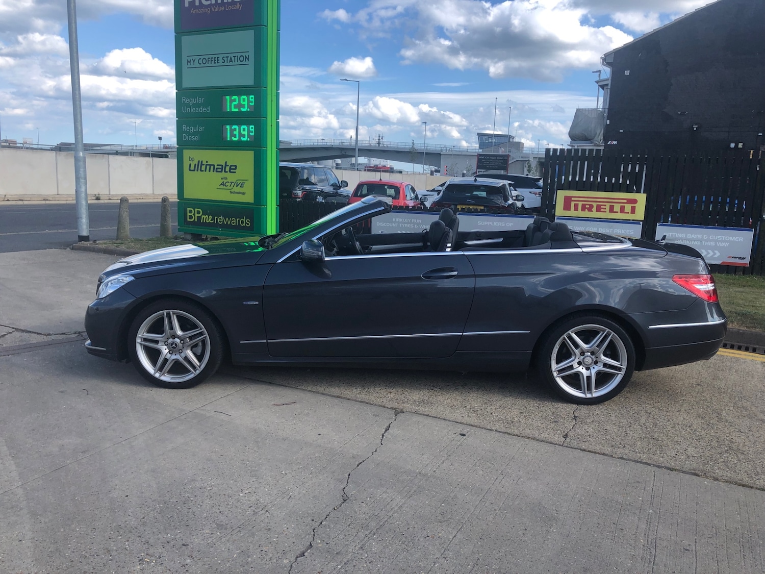 Used Mercedes-Benz E Class 2012 for sale - 76933354: Photo 5