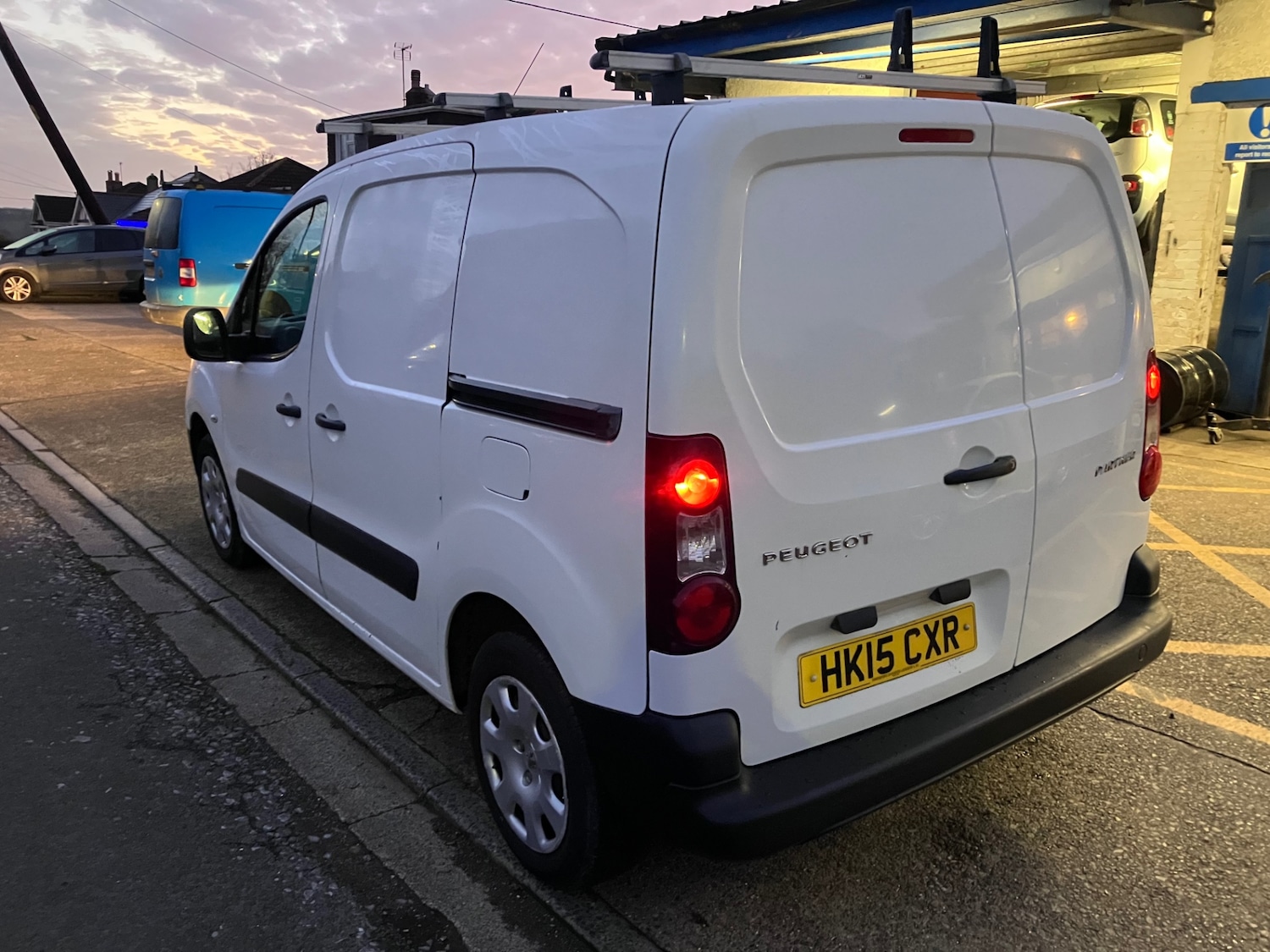 Used Peugeot Partner 2015 for sale - 76960456: Photo 4