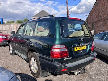 Used Toyota Land Cruiser Amazon 2004 for sale - 75446593: Photo