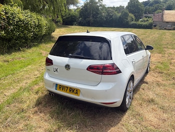 Used Volkswagen Golf 2017 for sale - 79112041: Photo