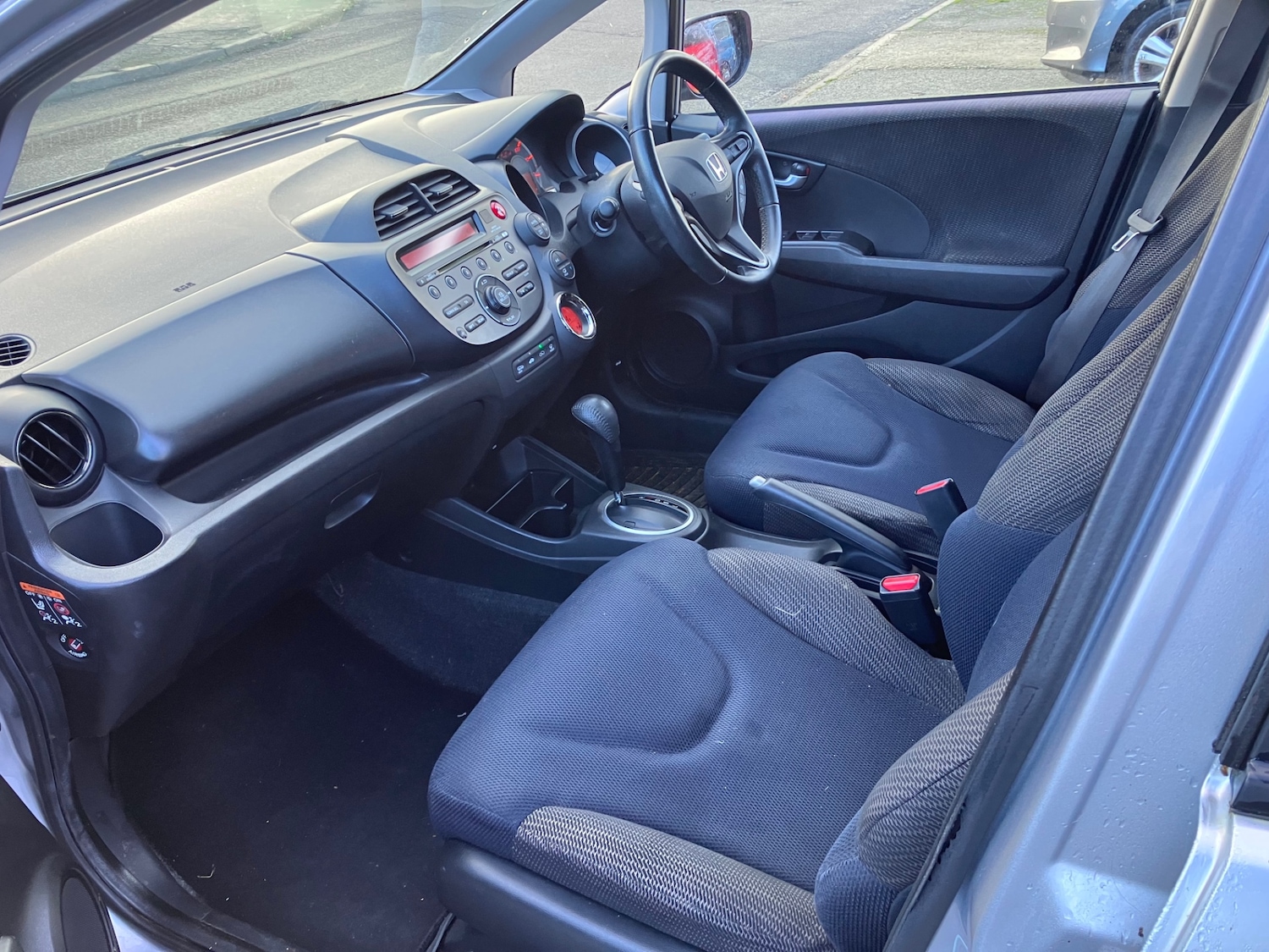 Used Honda Jazz 2015 for sale - 77228337: Photo 5