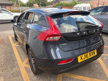 Used Volvo V40 2016 for sale - 79442627: Photo