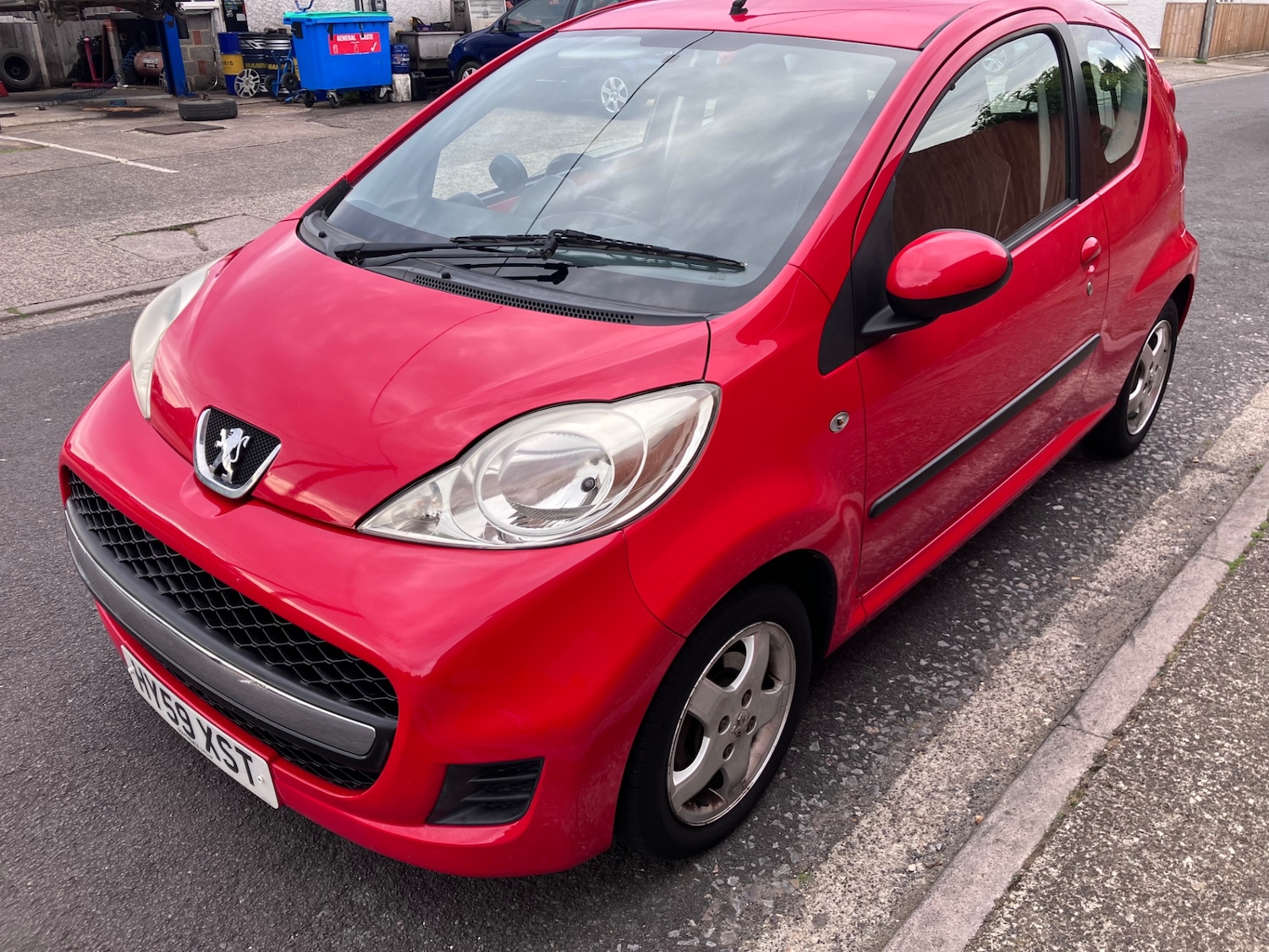 Used Peugeot 107 2009 for sale - 76149763: Photo 2