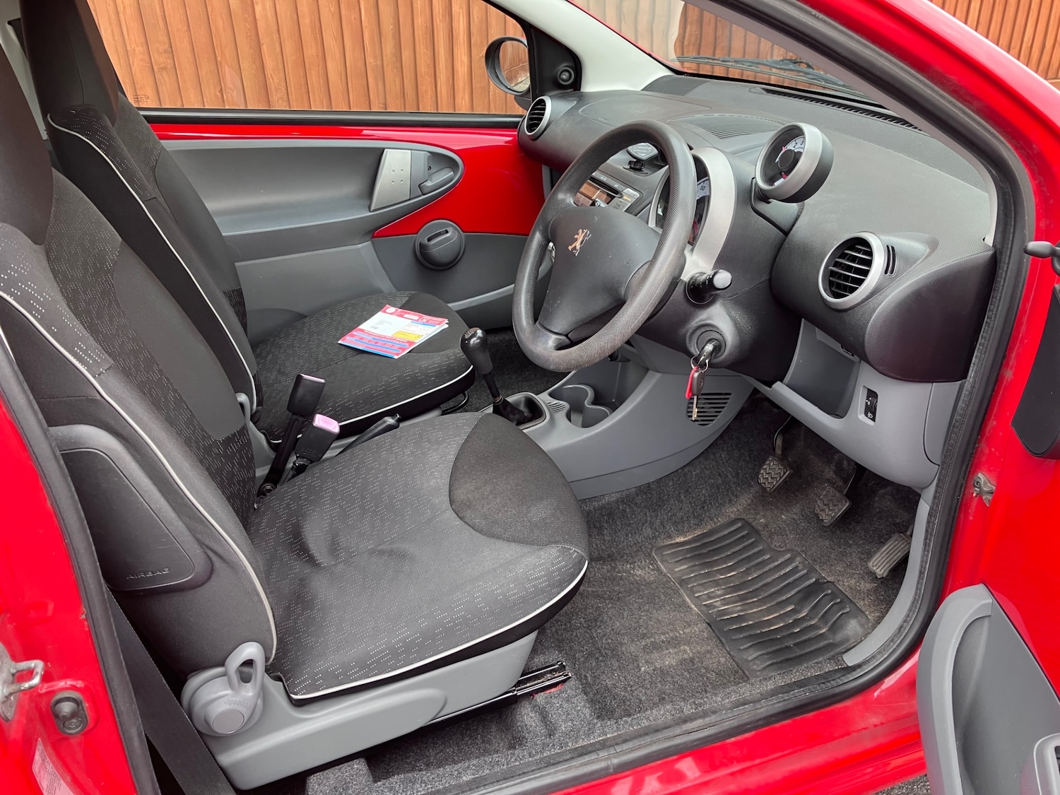 Used Peugeot 107 2009 for sale - 76149763: Photo 5