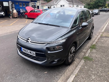 Used Citroen C4 Picasso 2015 for sale - 75695077: Photo