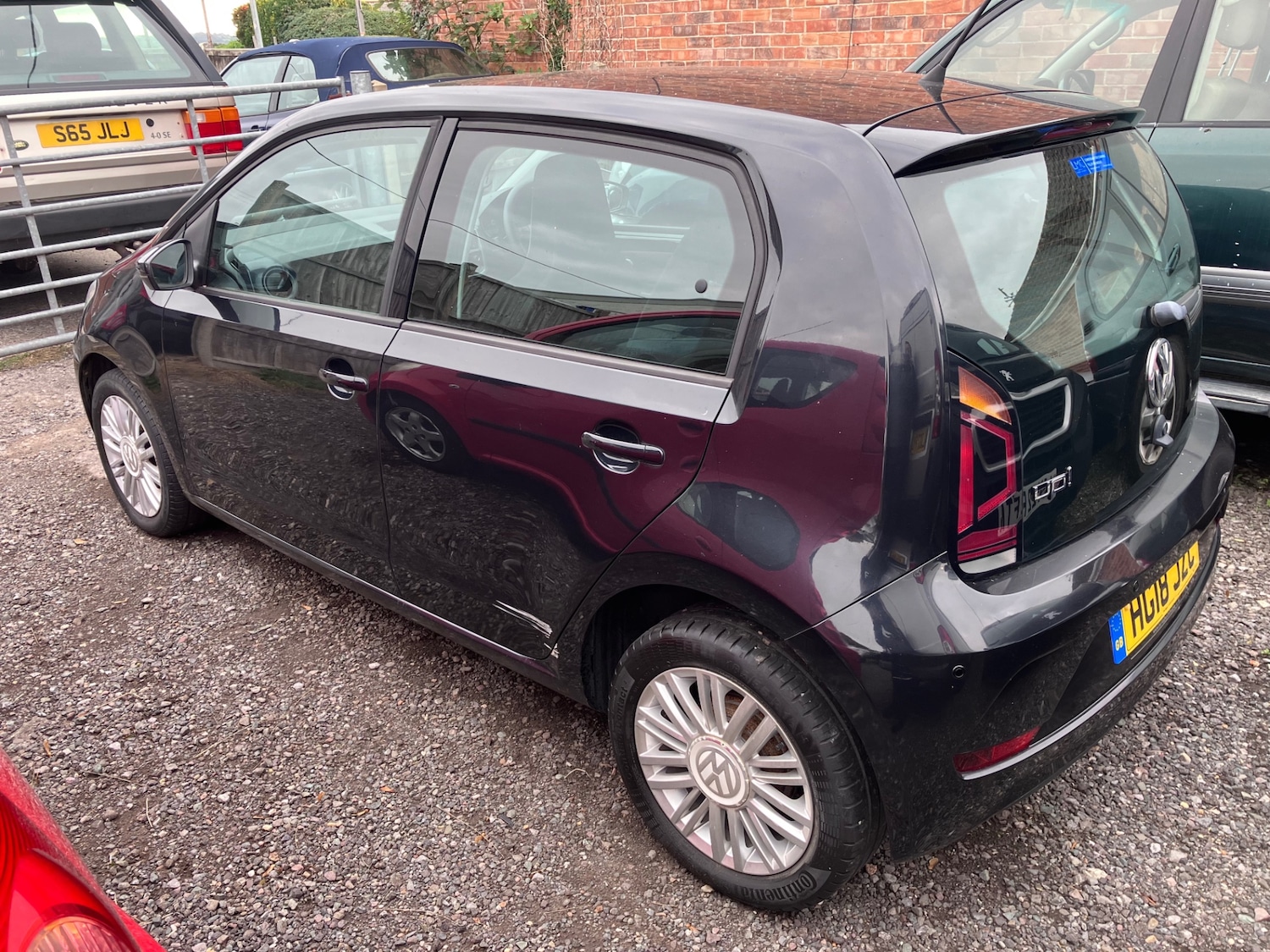 Used Volkswagen up! 2018 for sale - 76193511: Photo 4