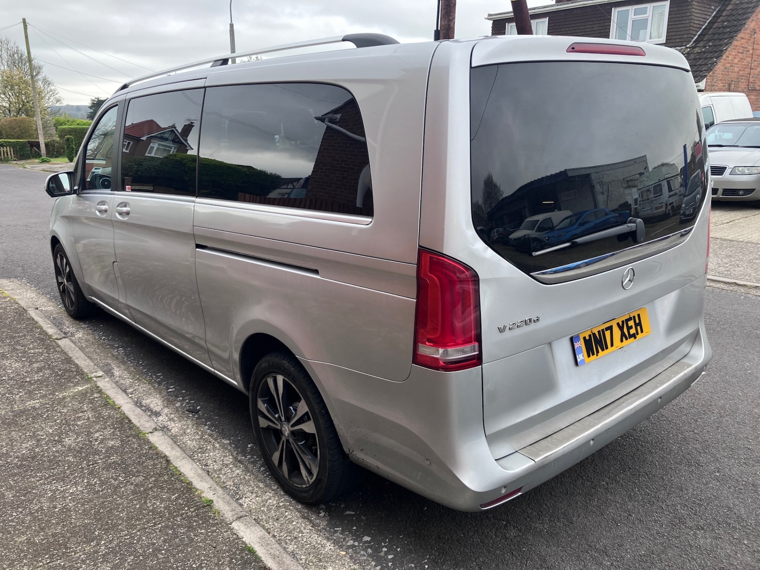 Used Mercedes-Benz V-Class 2017 for sale - 78077571: Photo 3