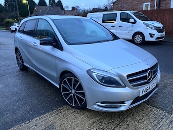 Used Mercedes-Benz B Class 2015 for sale - 77189504: Photo
