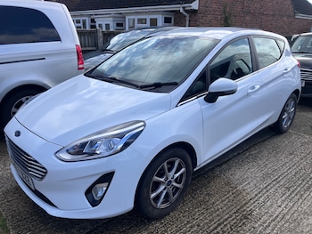 Used Ford Fiesta 2017 for sale - 78258600: Photo