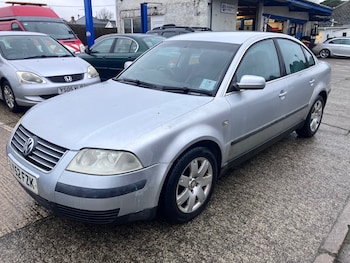 Used Volkswagen Passat 2002 for sale - 77213798: Photo