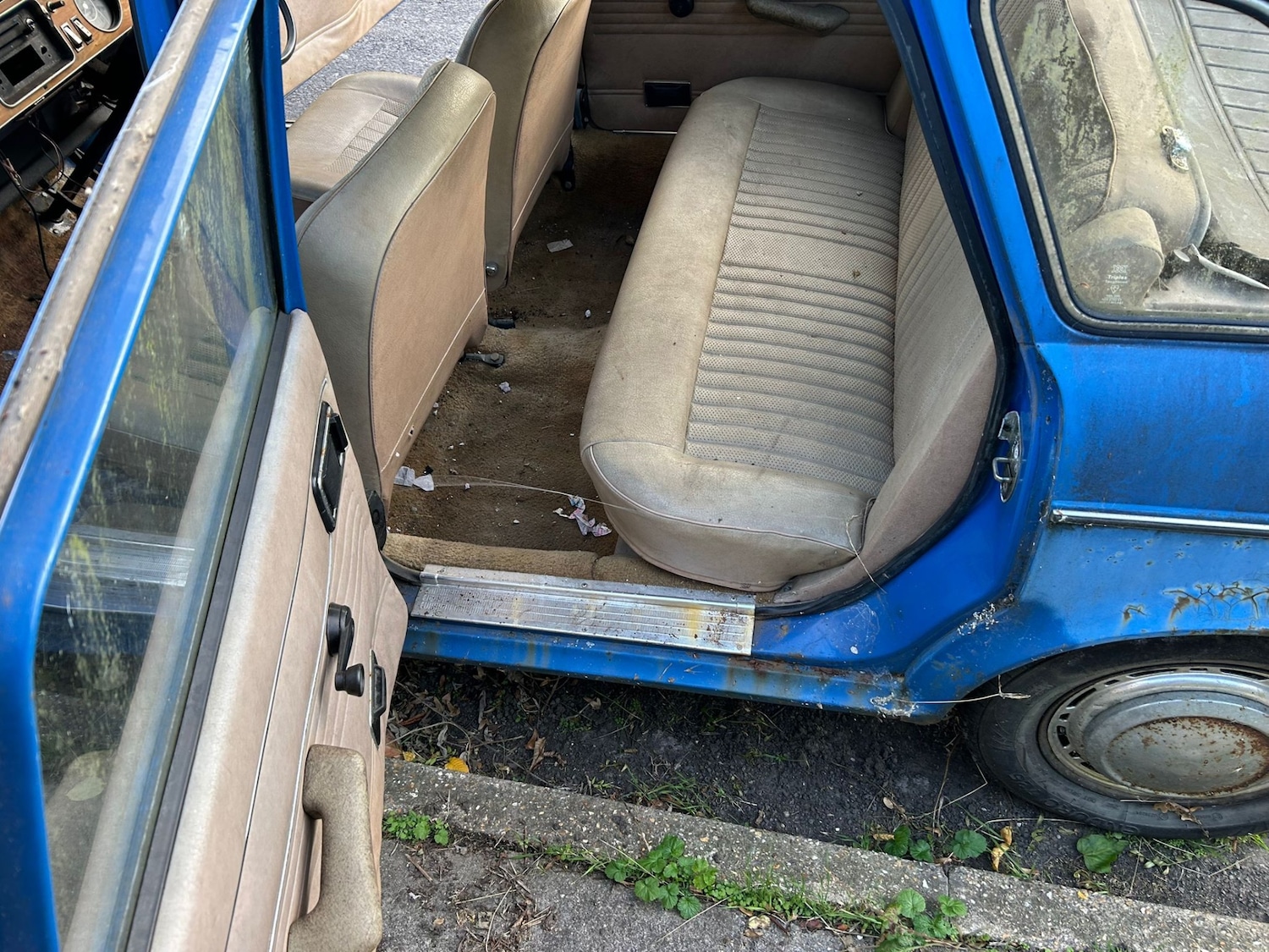 Austin Maxi 1976 - Image 8