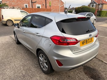 Used Ford Fiesta 2018 for sale - 79845999: Photo