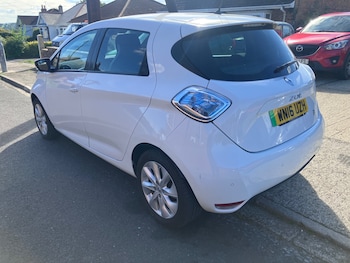 Used Renault Zoe 2016 for sale - 76047563: Photo